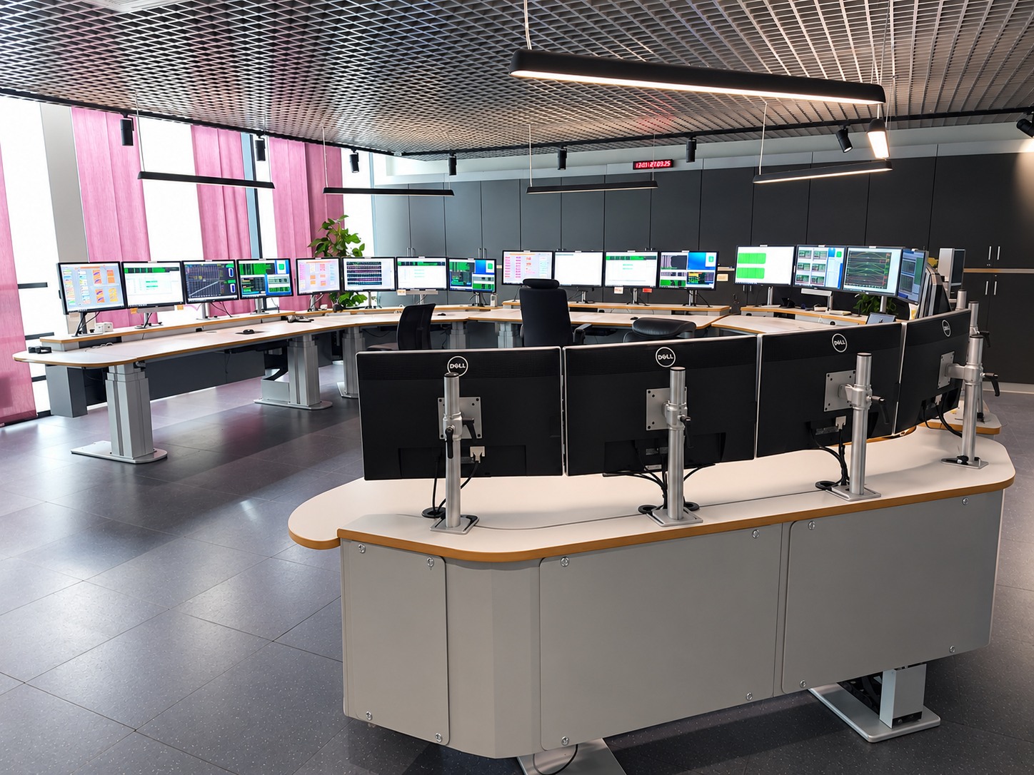 Kontrollrom med ErgoDesk Operator